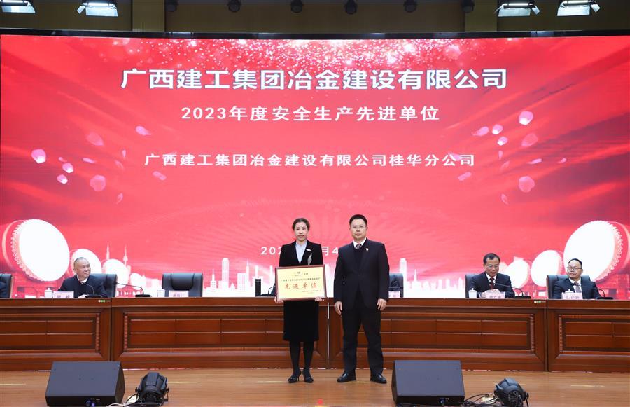 ×ðÁú¿Ê±¡¤(ÖйúÇø)ÈËÉú¾ÍÊDz«!