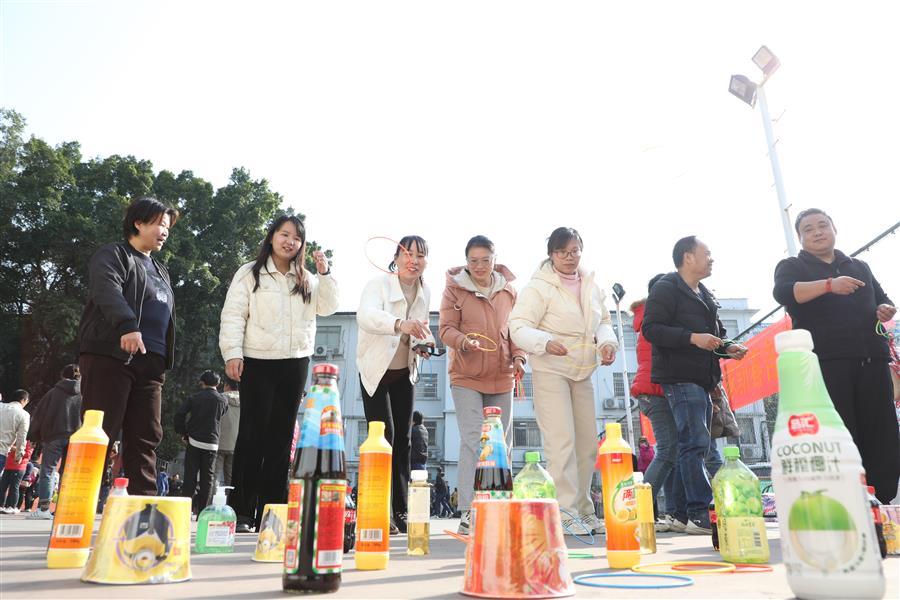 ×ðÁú¿Ê±¡¤(ÖйúÇø)ÈËÉú¾ÍÊDz«!