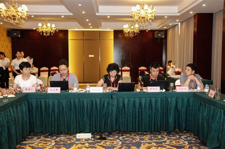 ������ùݹ���ӭ�조�й��޽�����װ�ν���