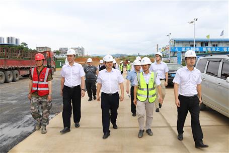 ȫ���Ը�ȫ��׼�� �����Ʒ�ʹ�Ħ��