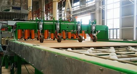 �����������������Ŀ���װ����ߣ�