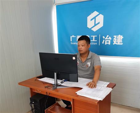 ��������һ�ȡ��м�ʹ������ģ�����㣺ֱ����ս �����ǰ