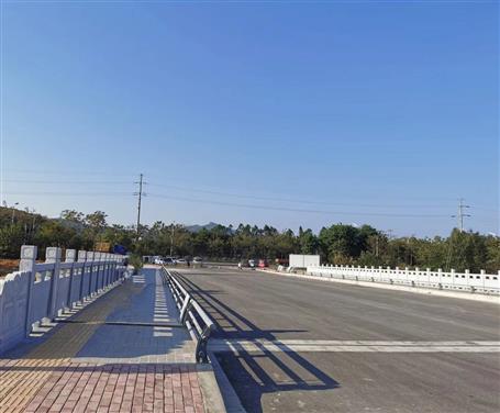 �������������� �����Ѽ����ڰ˷ֹ�˾�н���Ŀͨ���깤Ԥ����